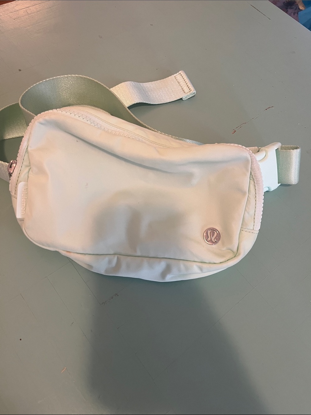 lululemon athletica Cream Waist Pack Crossbody Belt Bag
